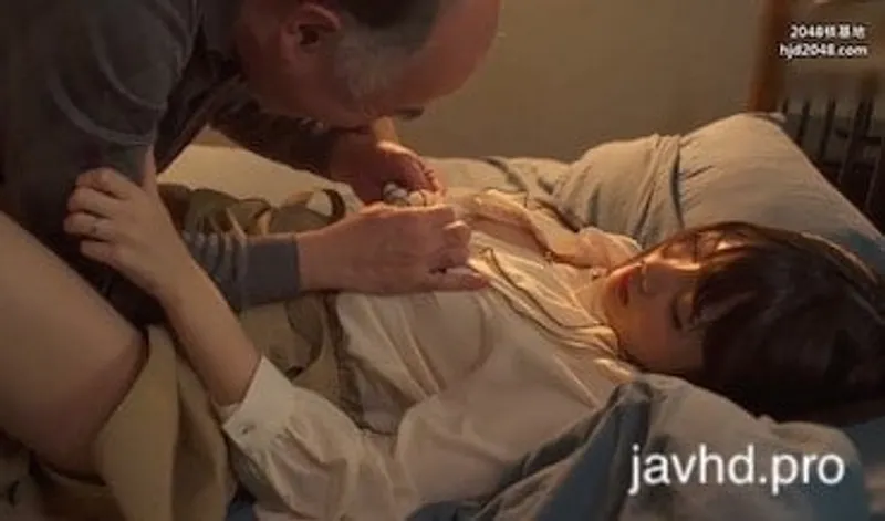 Người chồng đi vắng vợ yêu bị lão già cạnh nhà hiếp suzu harumiya